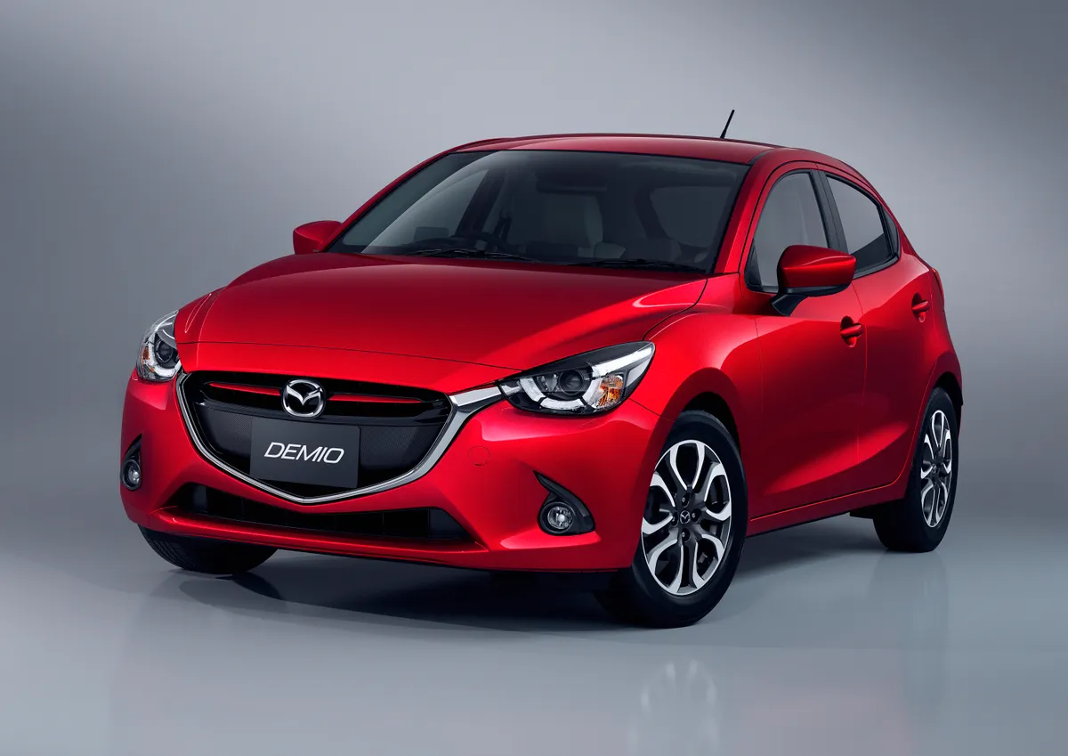 2016-mazda2-japan-spec-cut32 (1)